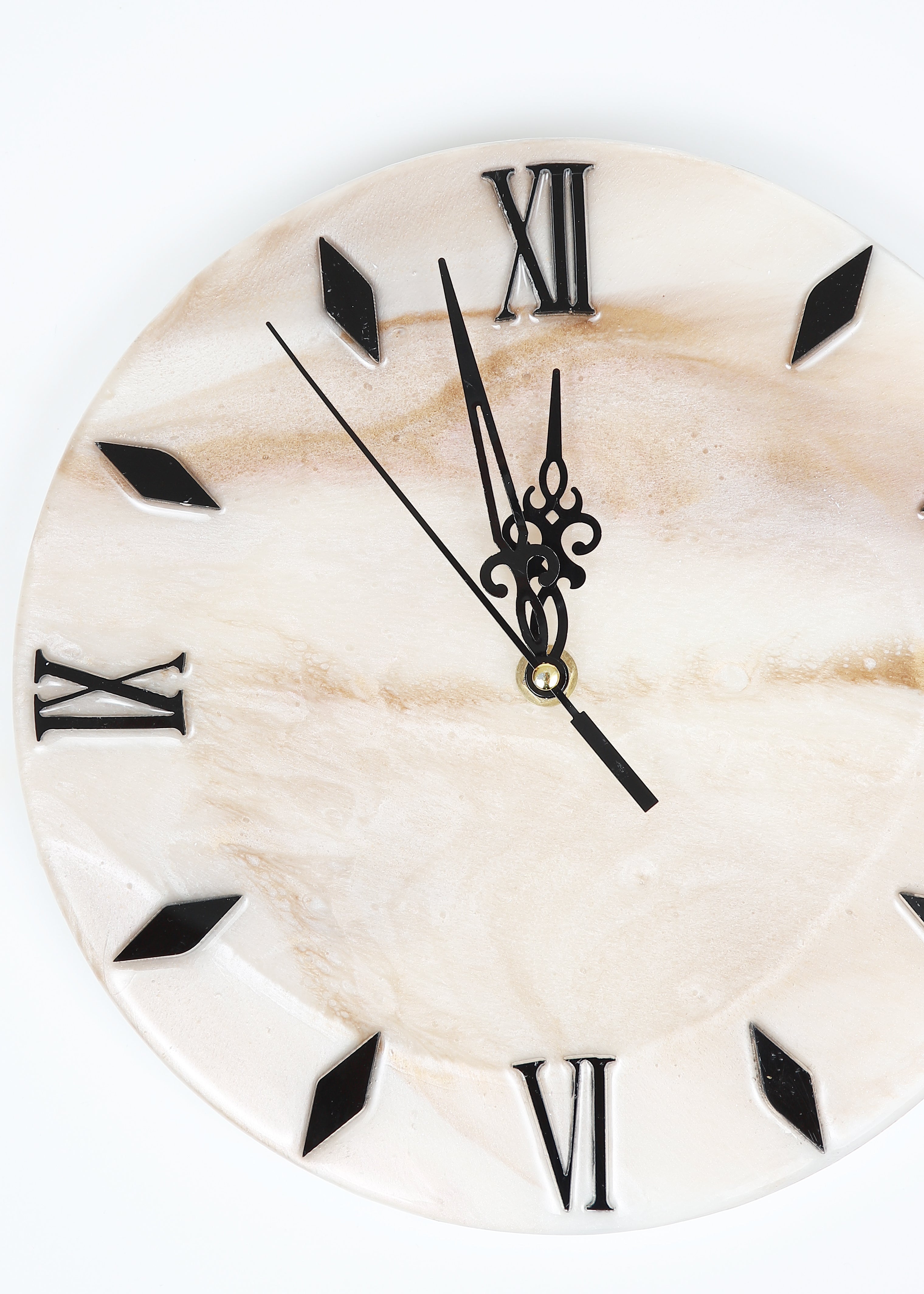 Champagne Pearl Minimal Clock