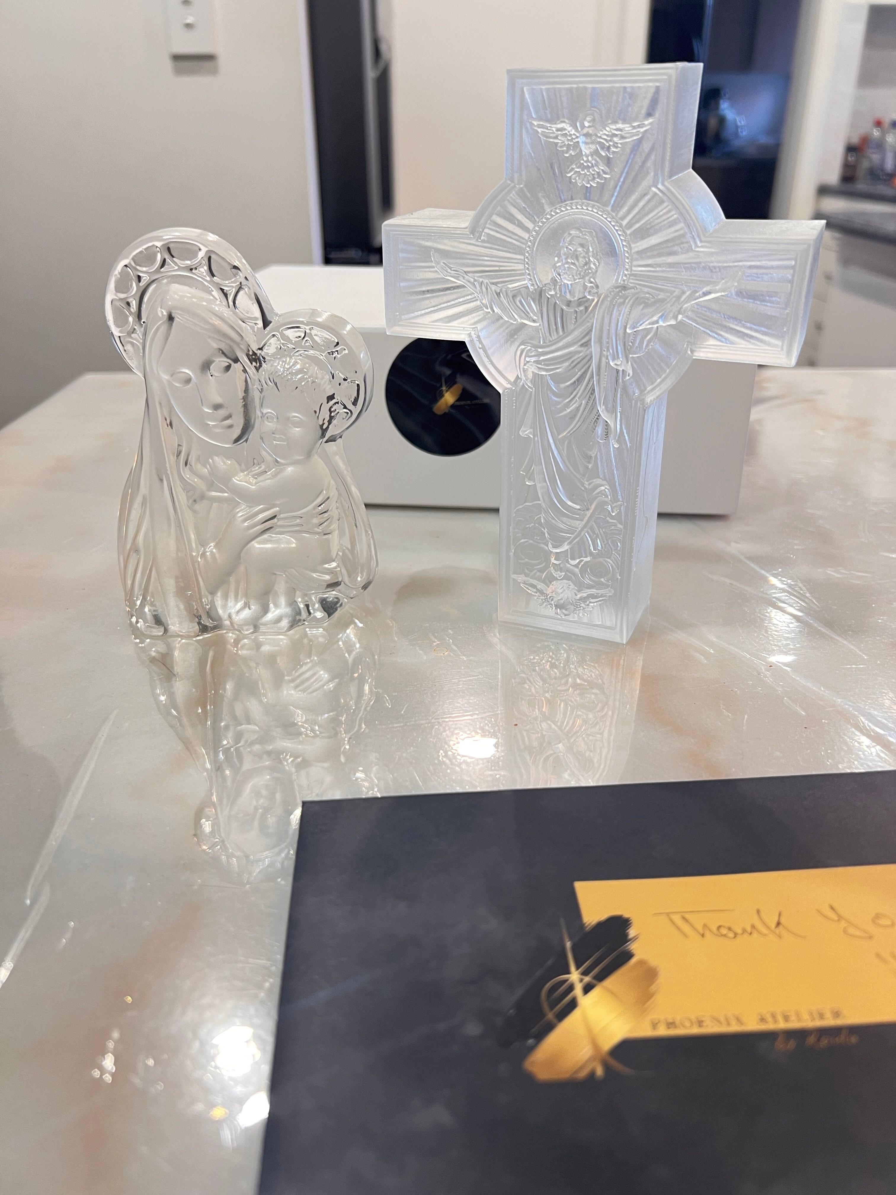 Our Lady of Grace-Virgin Mary & Child Jesus Resin Statue