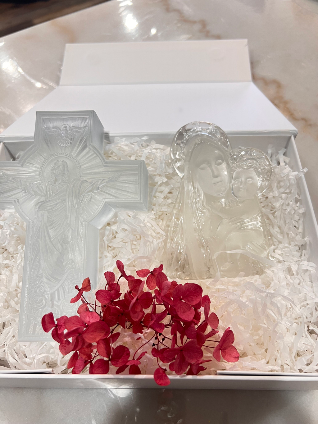 Our Lady of Grace-Virgin Mary & Child Jesus Resin Statue