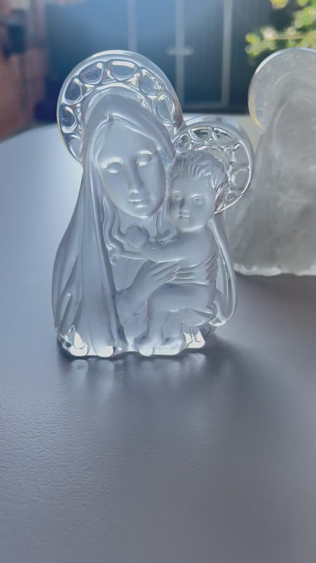 Our Lady of Grace-Virgin Mary & Child Jesus Resin Statue